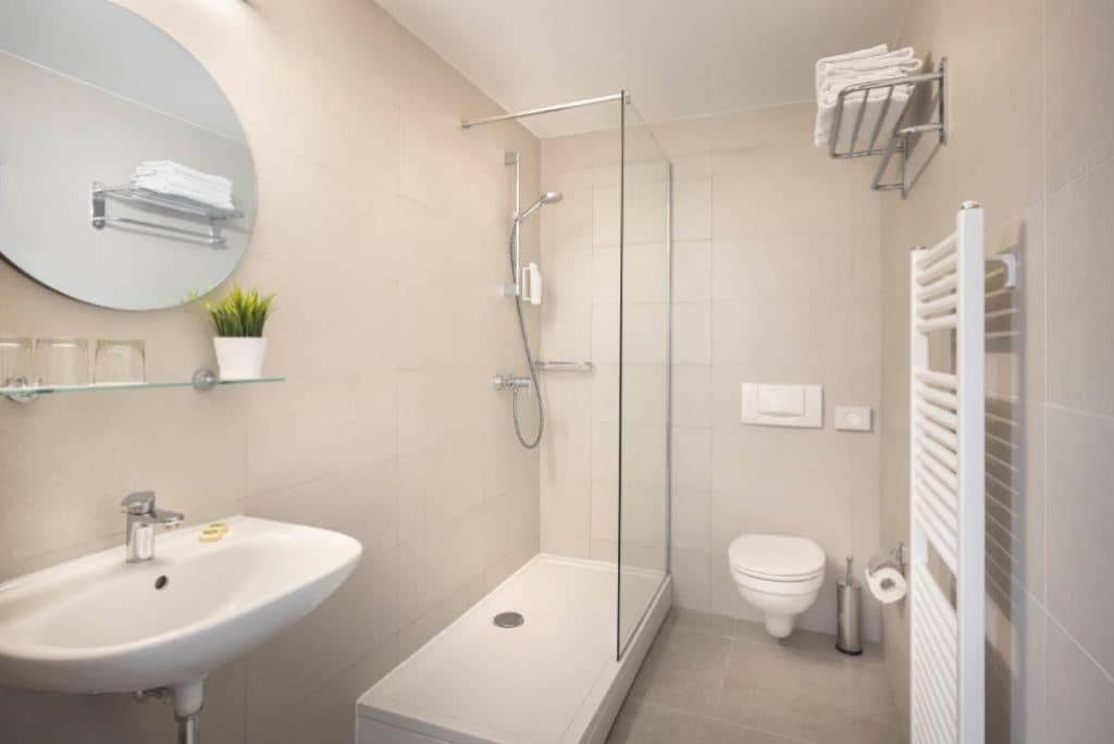 rooms-classic-room