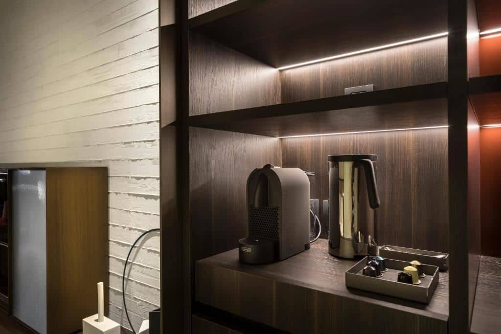 rooms-double-premium-room-seaview-balcony