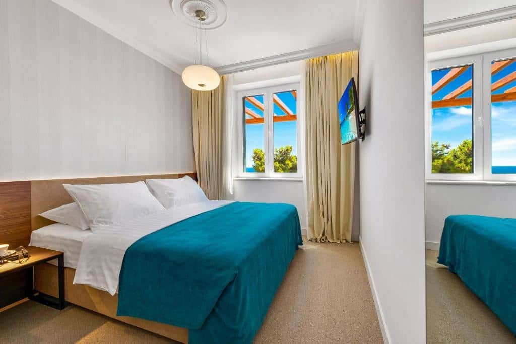 rooms-standard-room-sea-view
