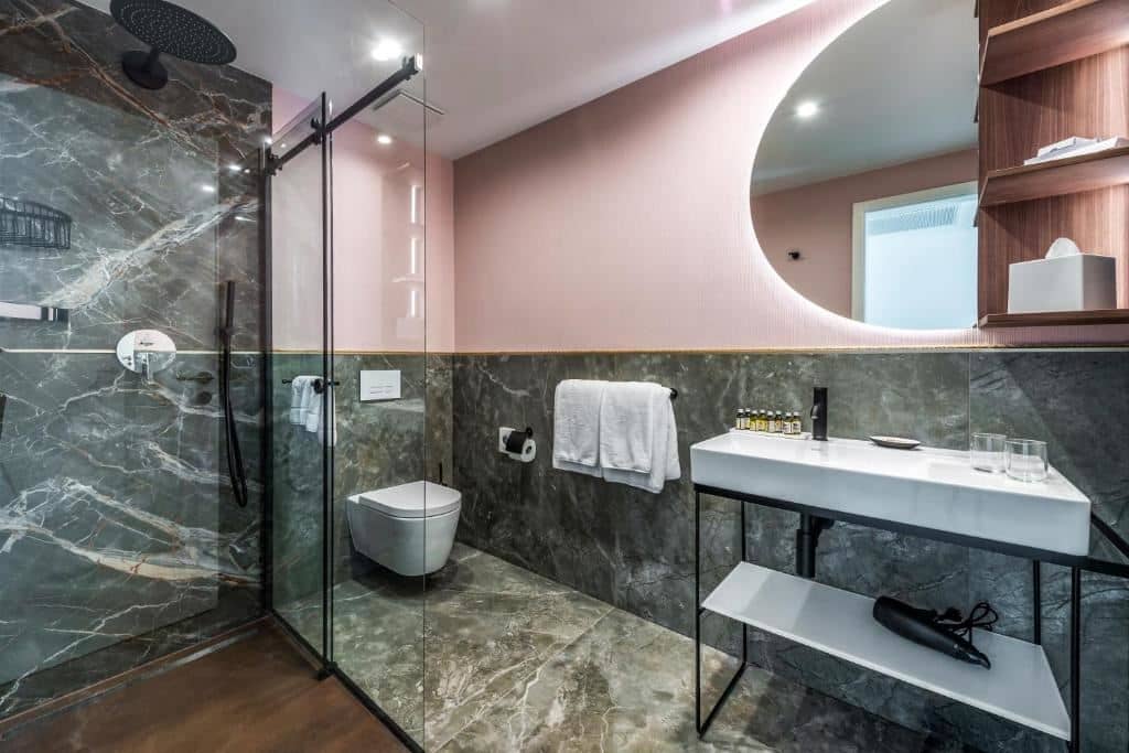rooms-superior-room-sea-view-balcony-or-terrace