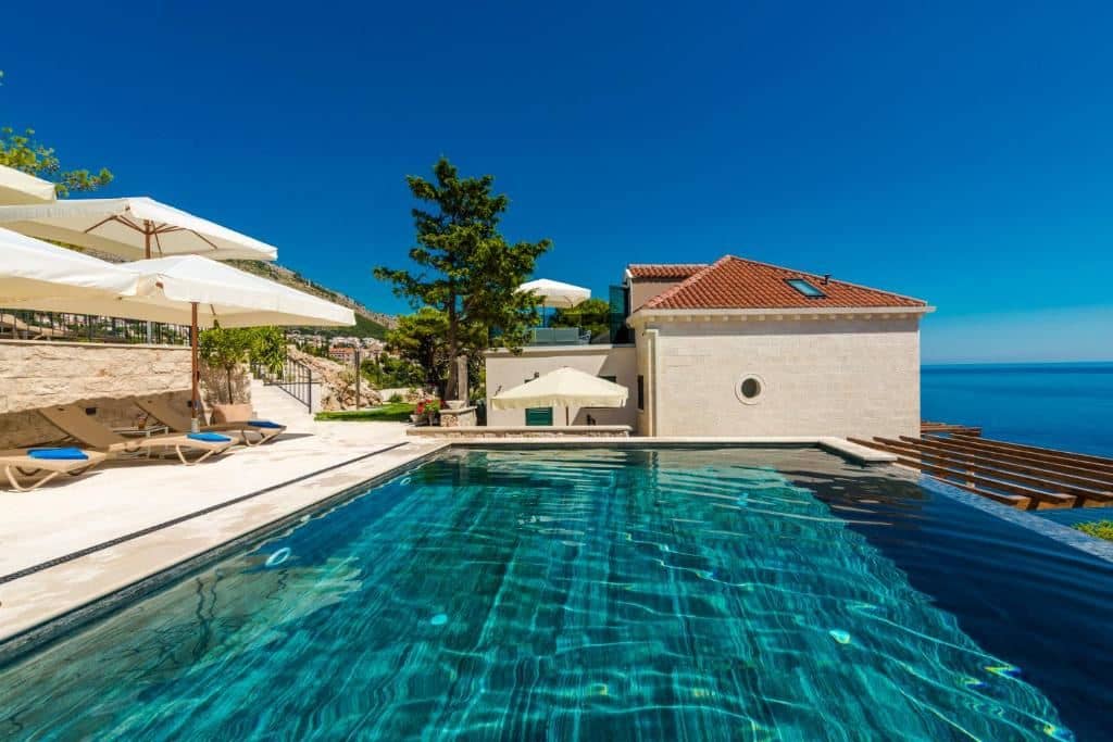 pools-pools