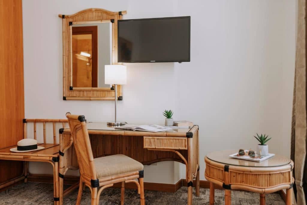 rooms-standard-room
