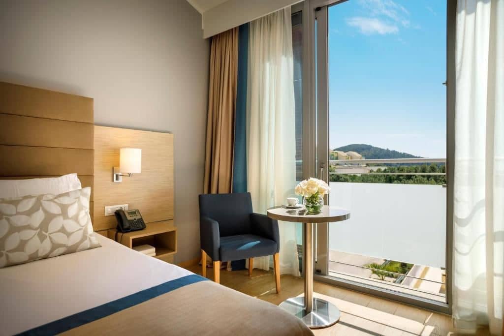 rooms-double-classic-room-park-view