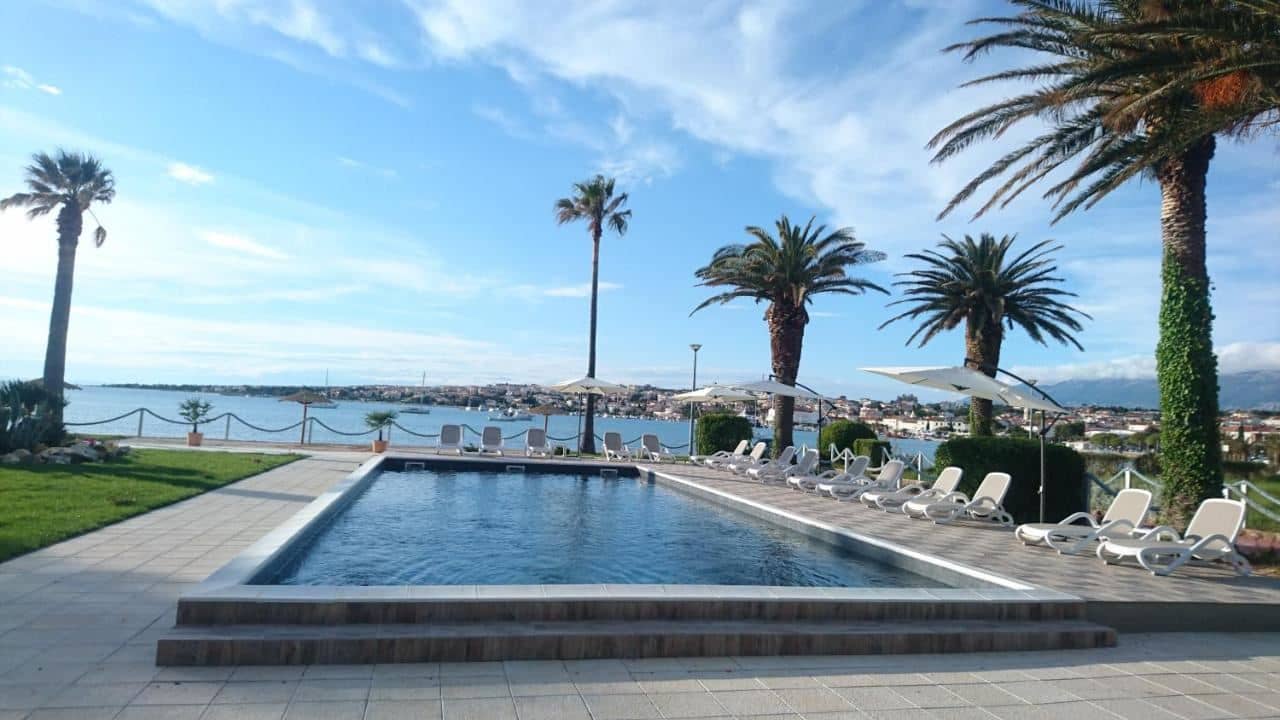 pools-pools