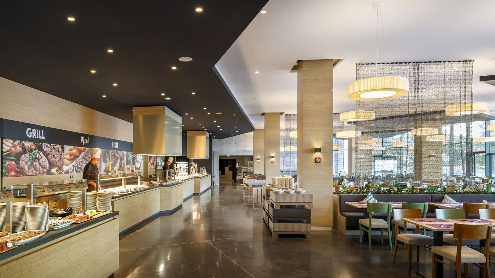 restaurants-restaurant