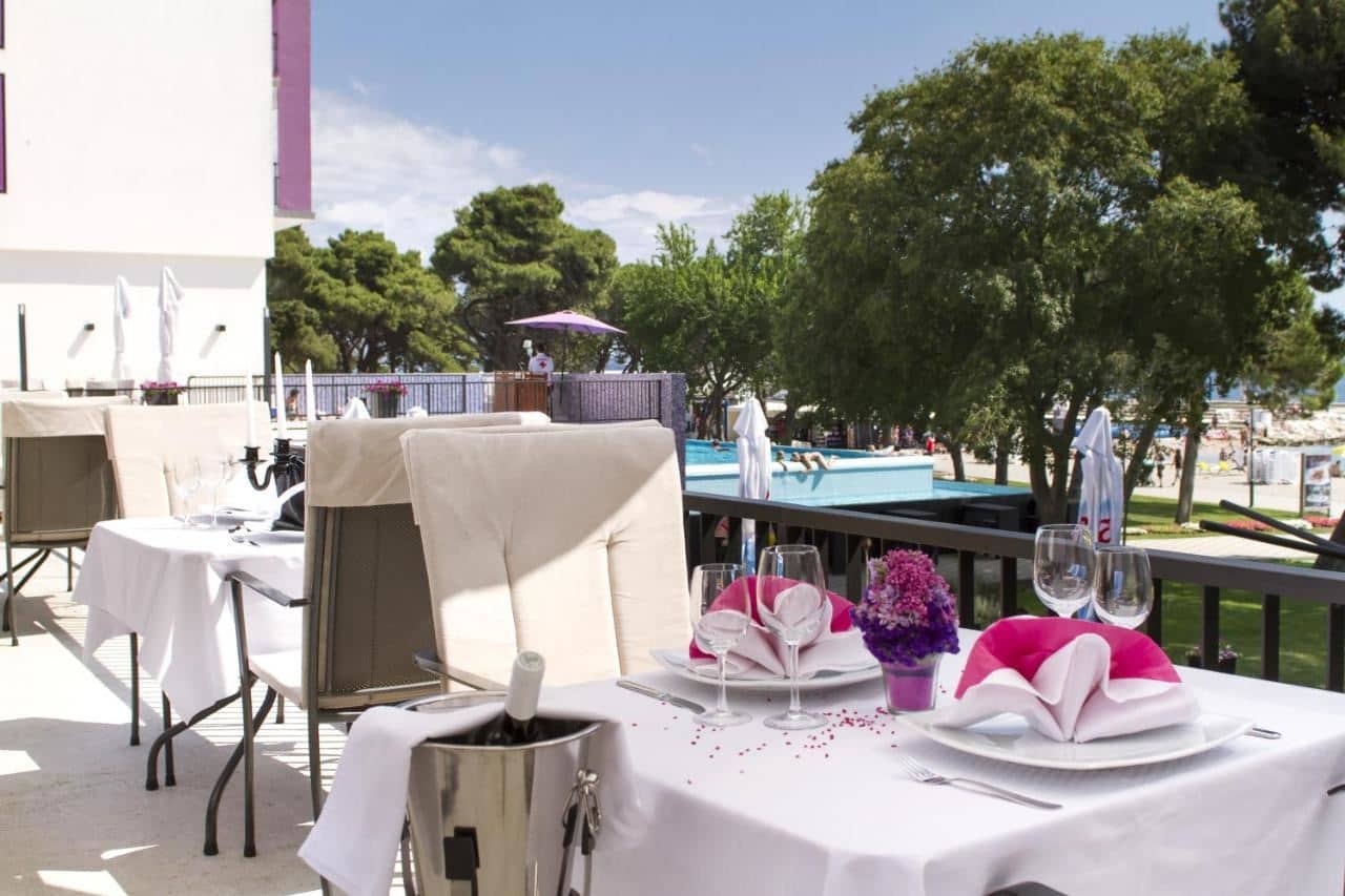 restaurants-restaurants