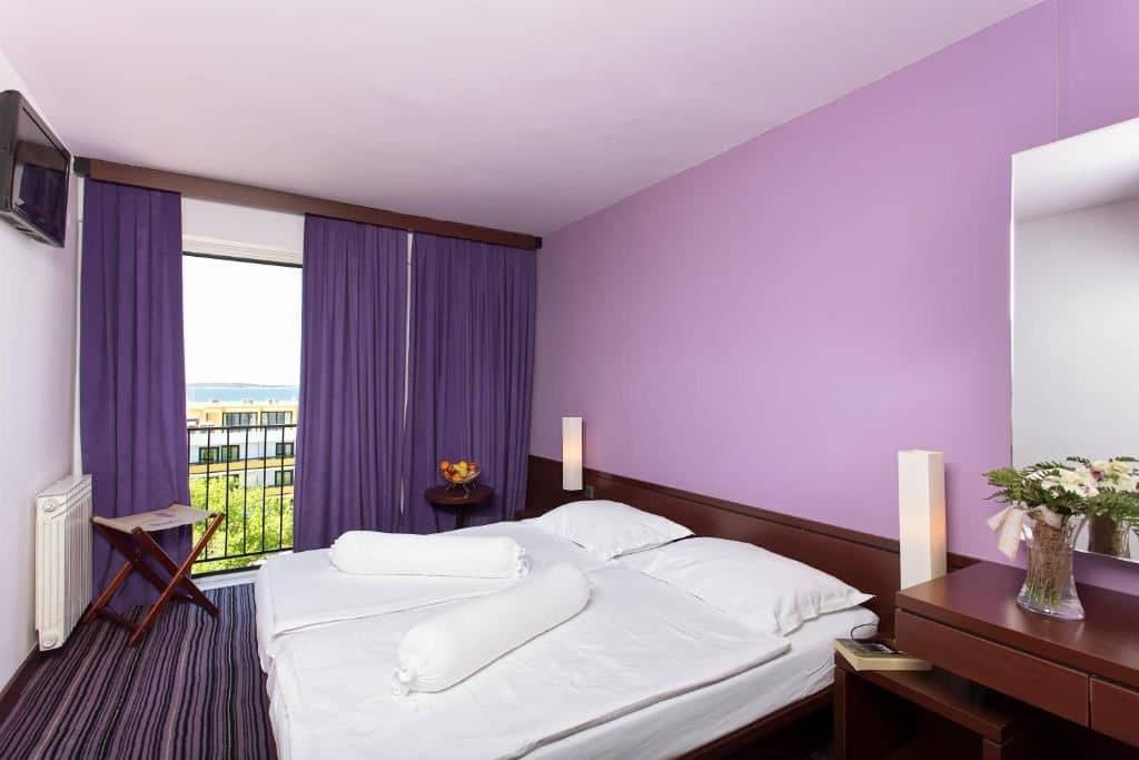 rooms-comfort-room