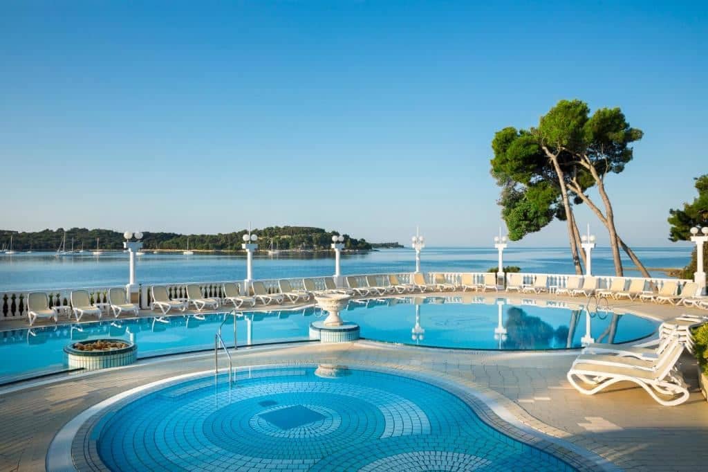 pools-pools