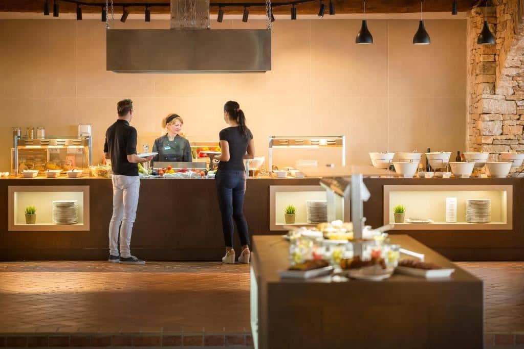 restaurants-restaurants
