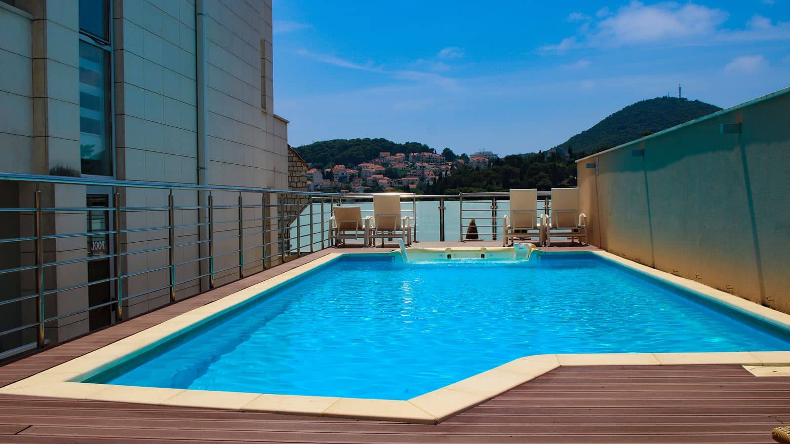 pools-outdoor-pool