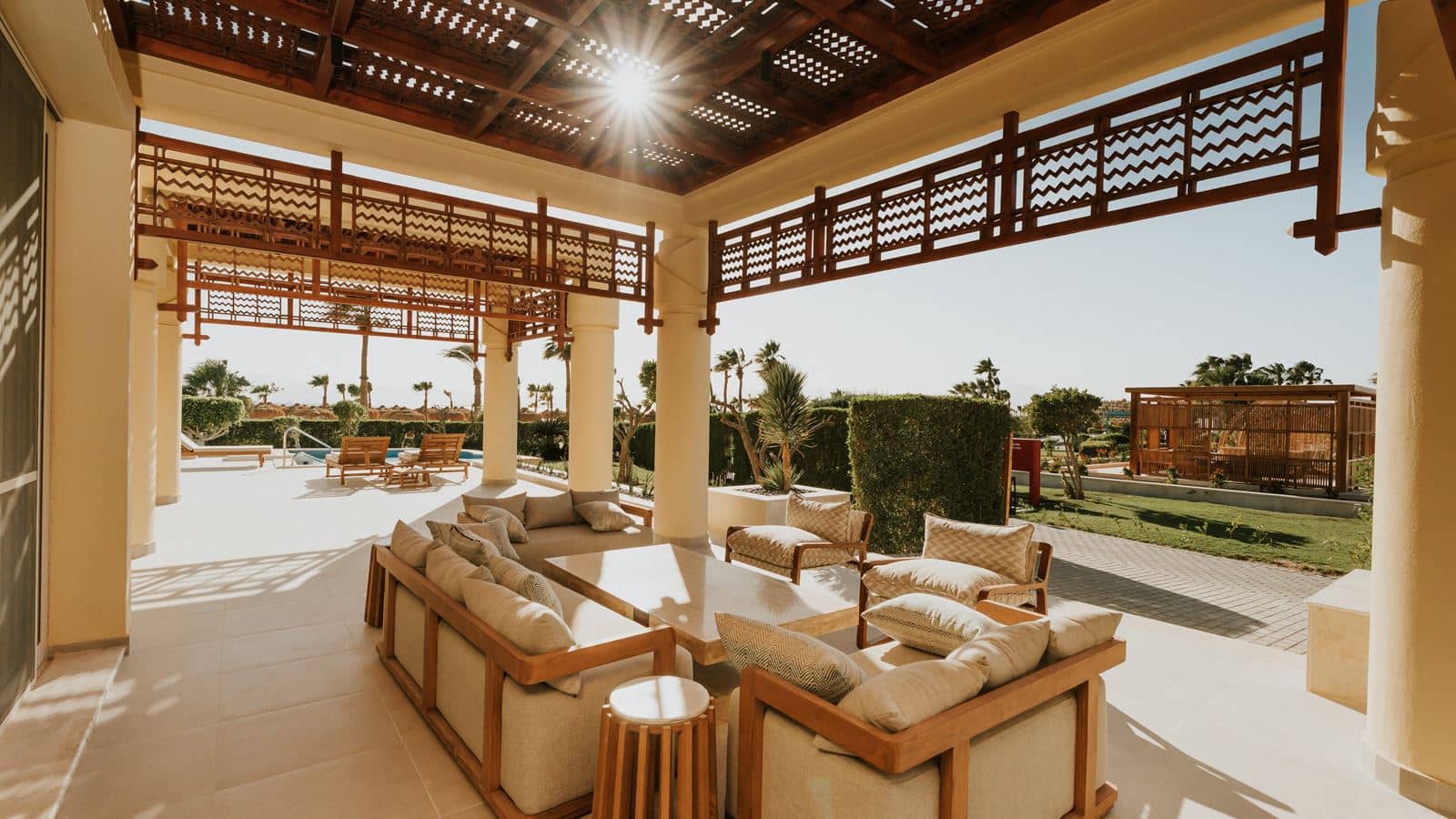 rooms-royal-villa