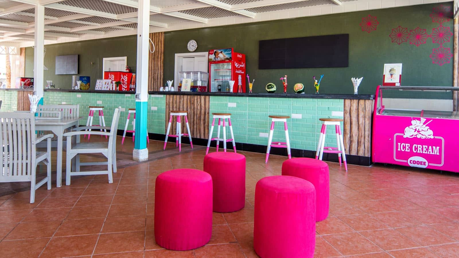 bars-cuba-beach-bar