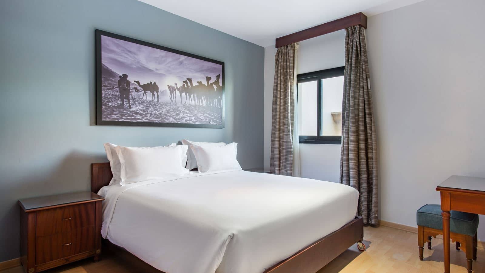 rooms-duplex-suite-side-marina-view