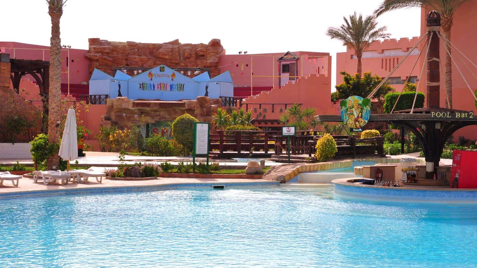 animation-outdoor-pool