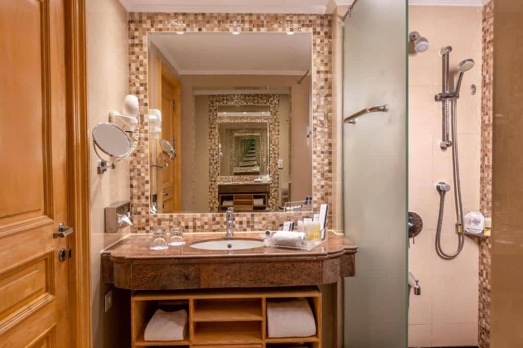 rooms-standard-room