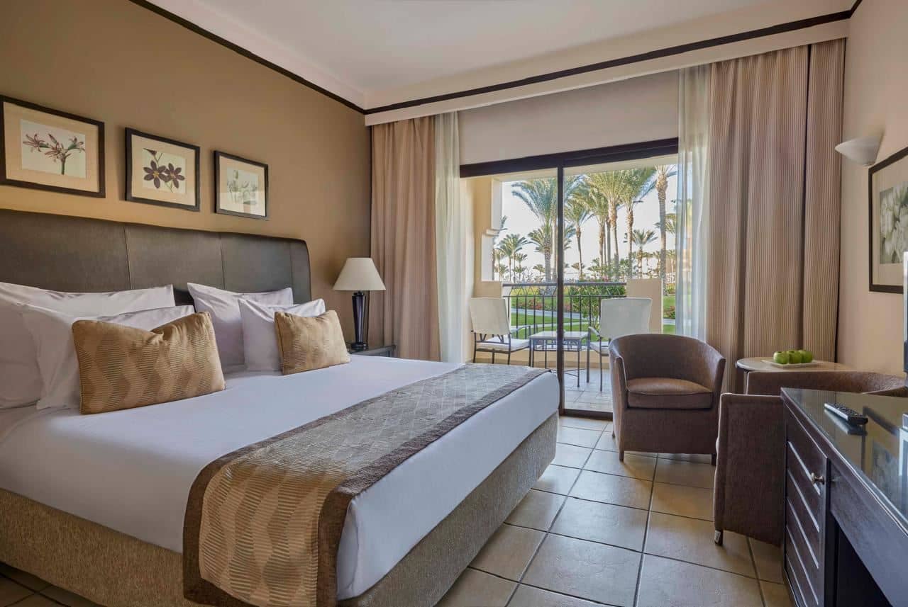 rooms-room-superior-gardenview