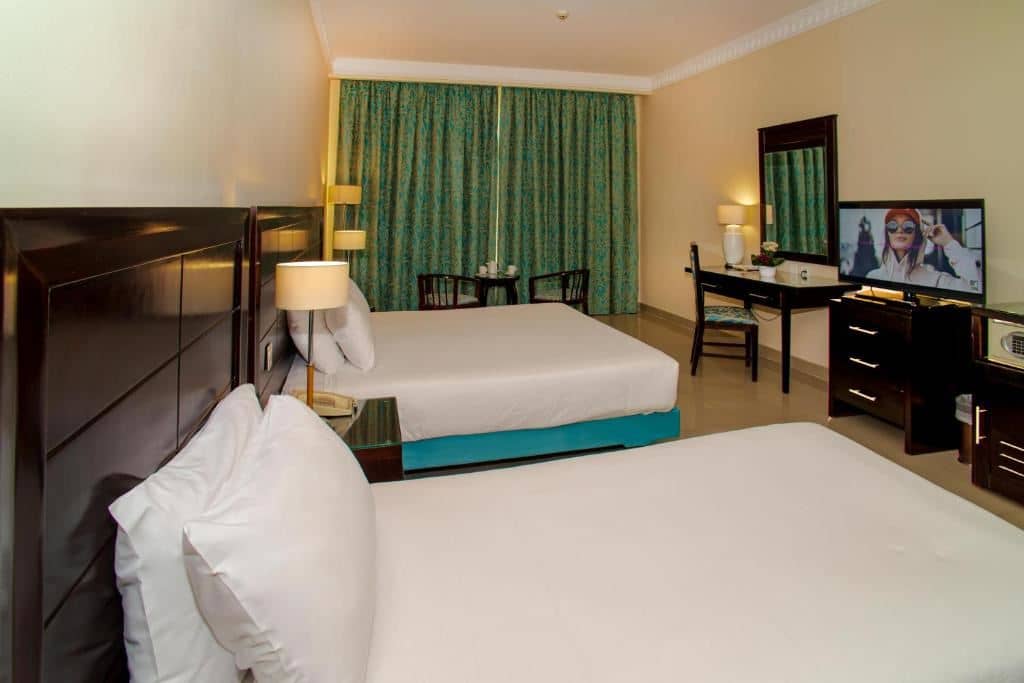 rooms-family-pool-view-rooms