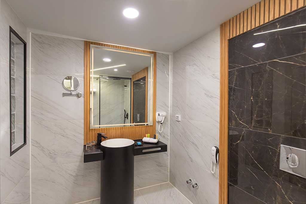 rooms-jacuzzi-suite