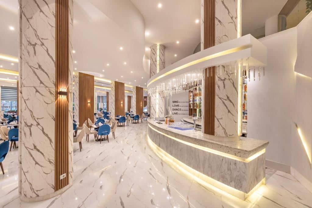 restaurants-restaurants