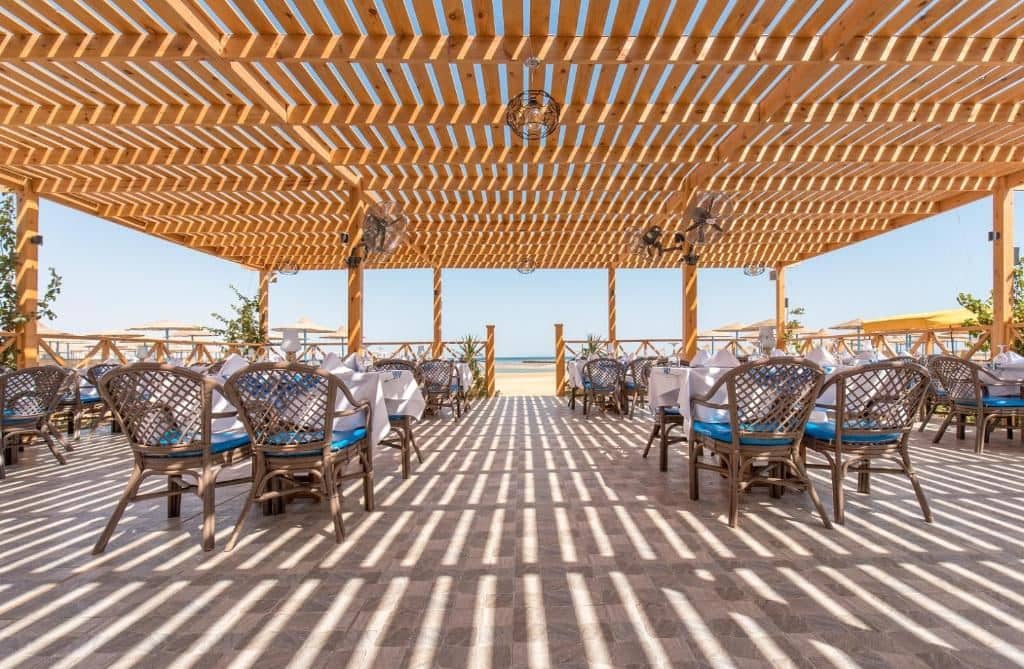 restaurants-restaurants