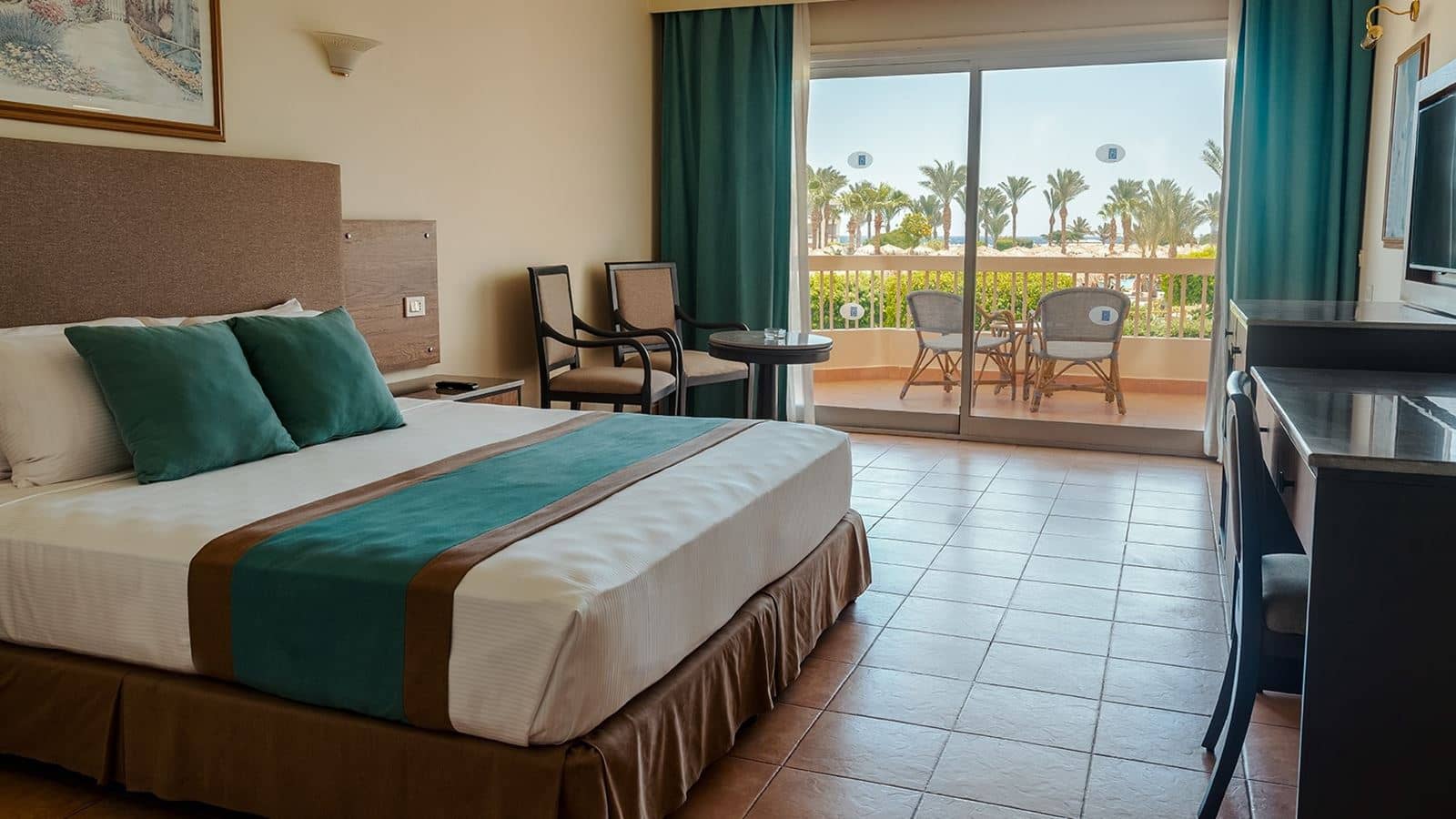 rooms-deluxe-room
