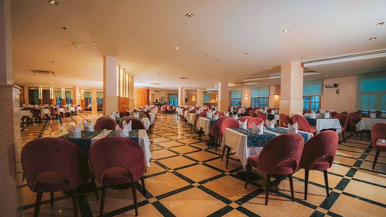 restaurants-al-dente-restaurant