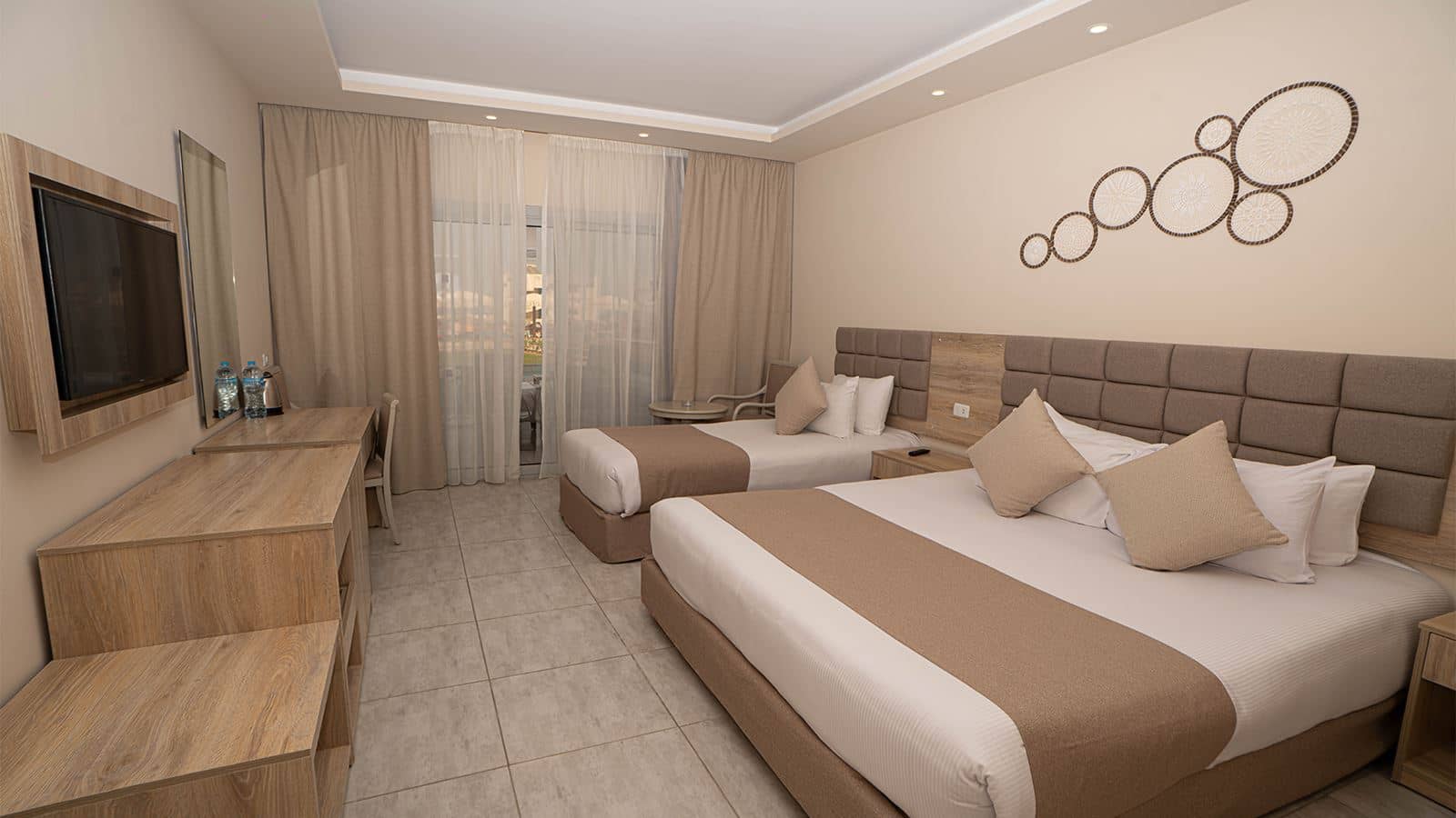 rooms-swimup-room