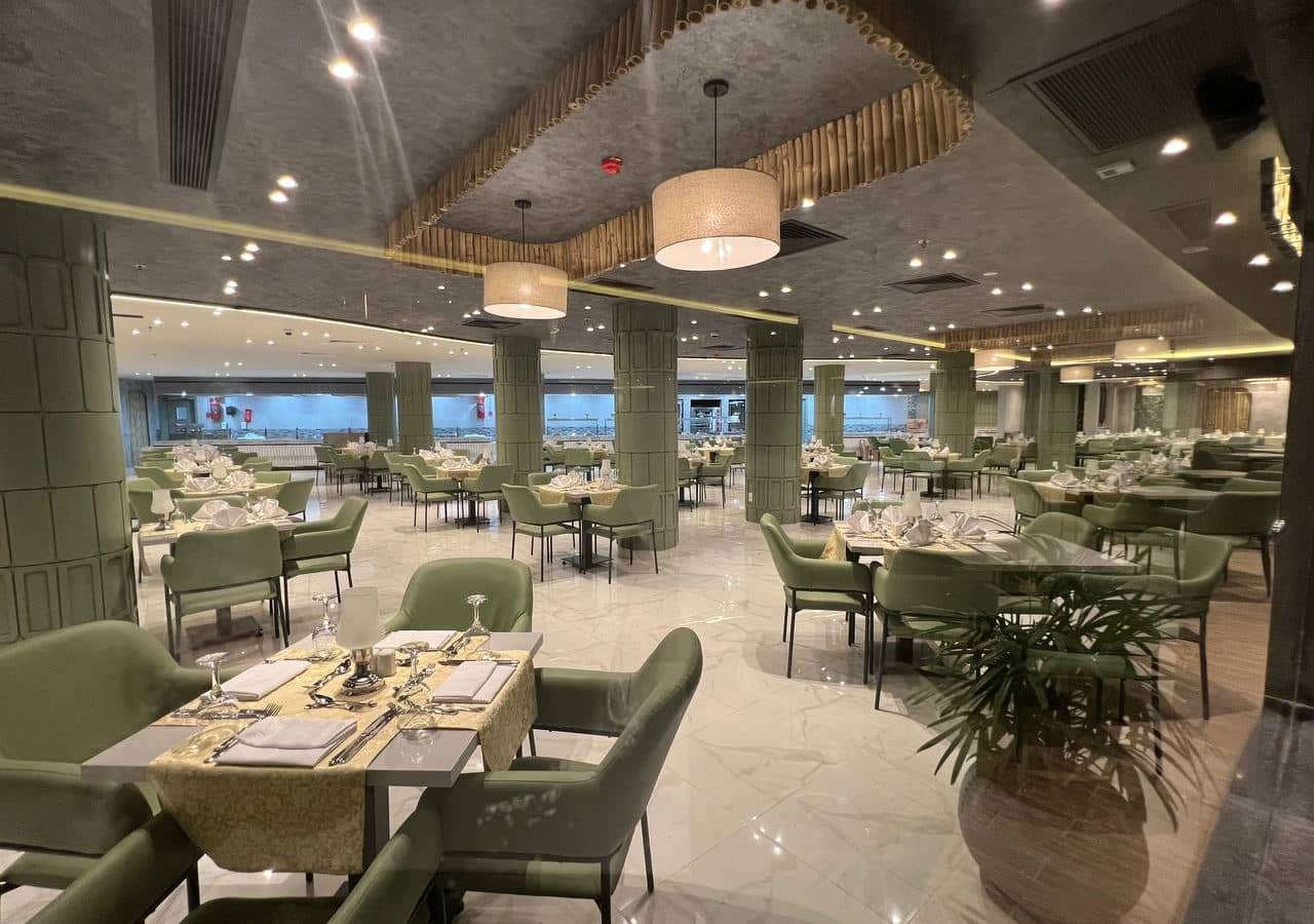 restaurants-breeze-restaurant