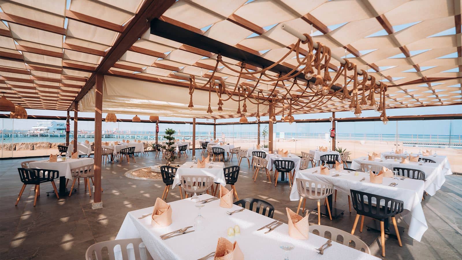 restaurants-mar-y-sol-seafood-restaurant