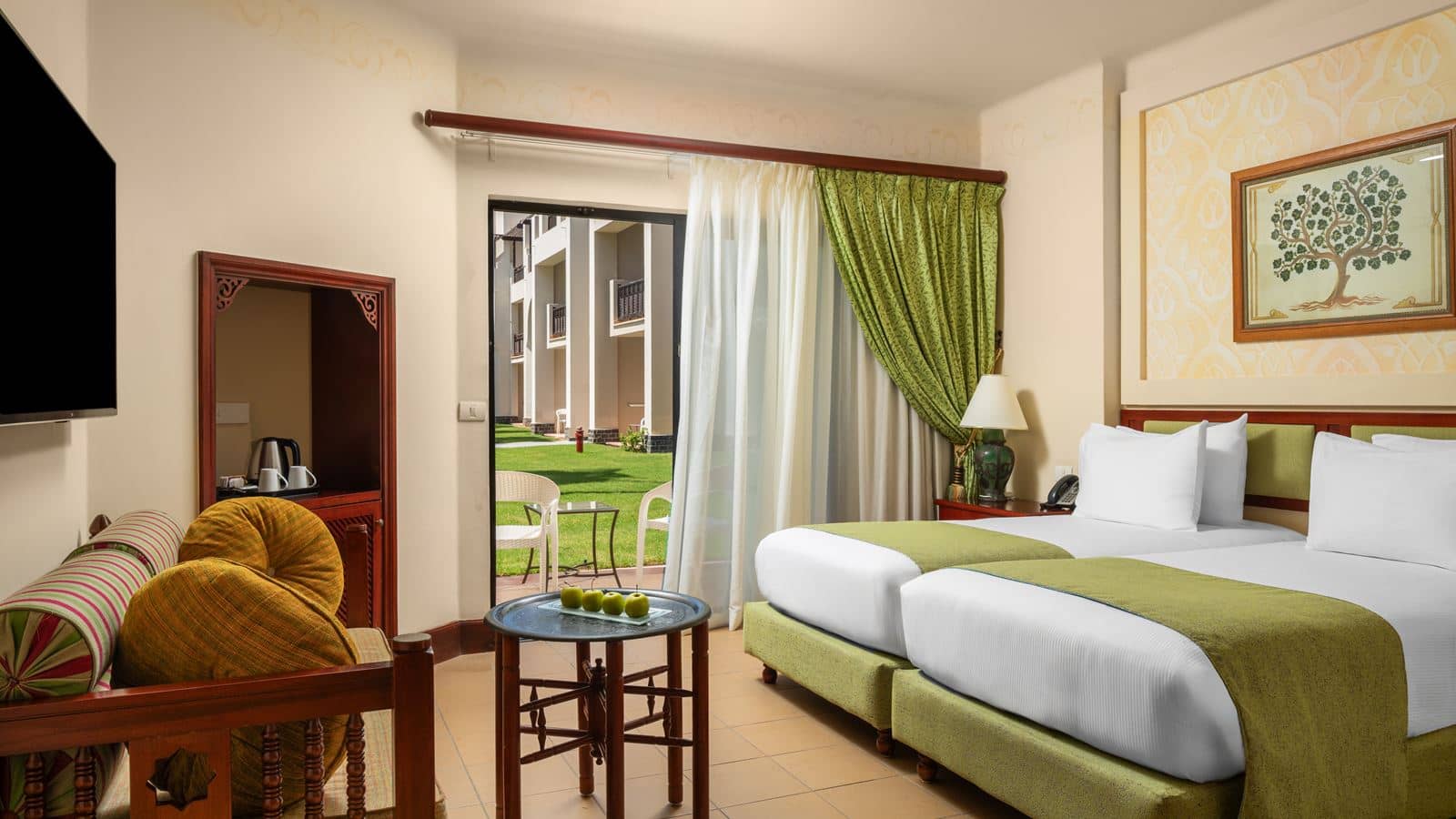 rooms-standard-room-garden-view