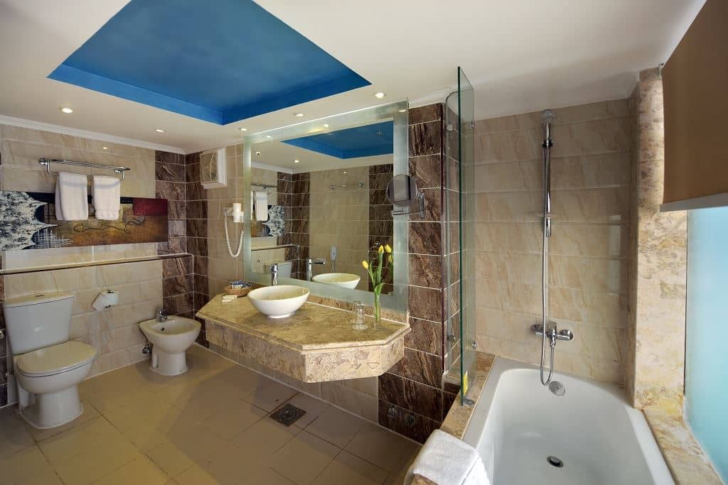 rooms-blue-room