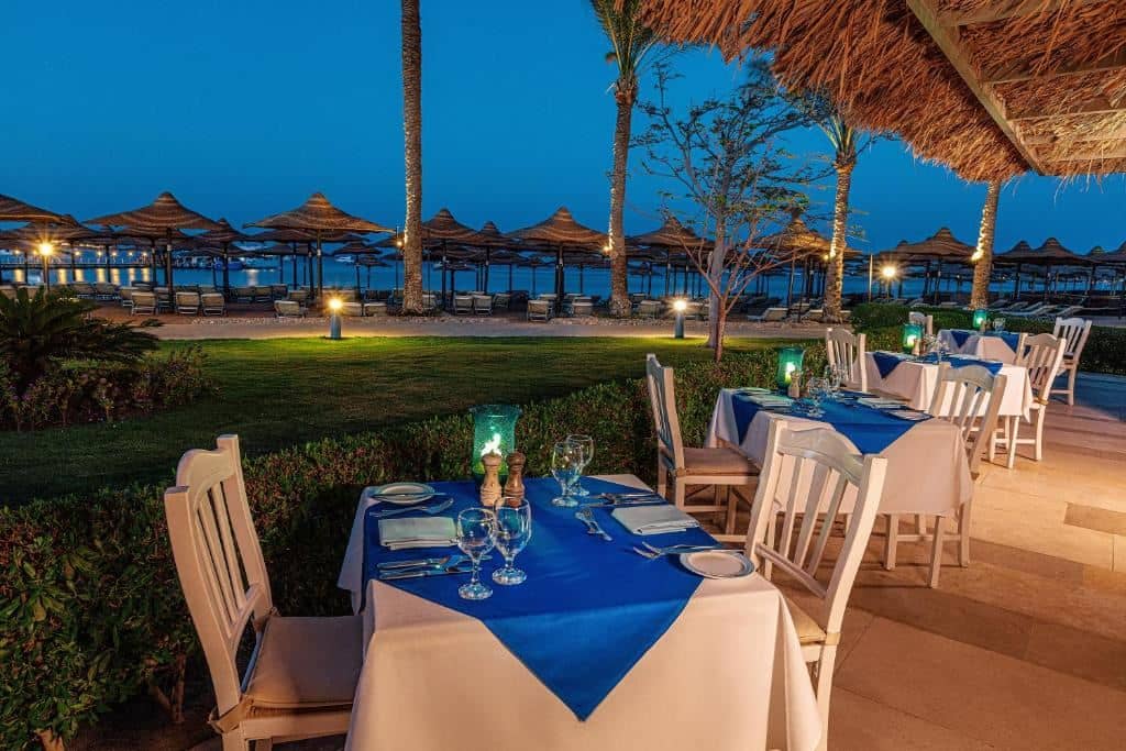 restaurants-beach