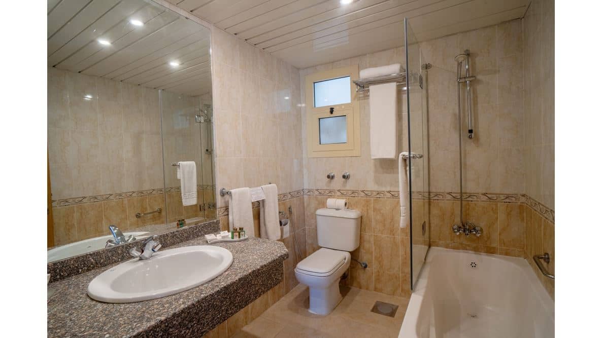 rooms-standard-room