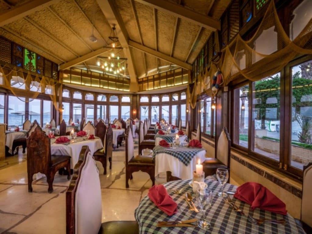 restaurants-restaurants