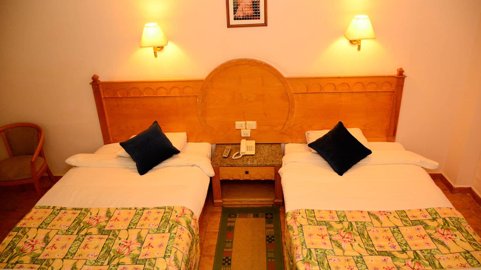 rooms-basic-standard-room