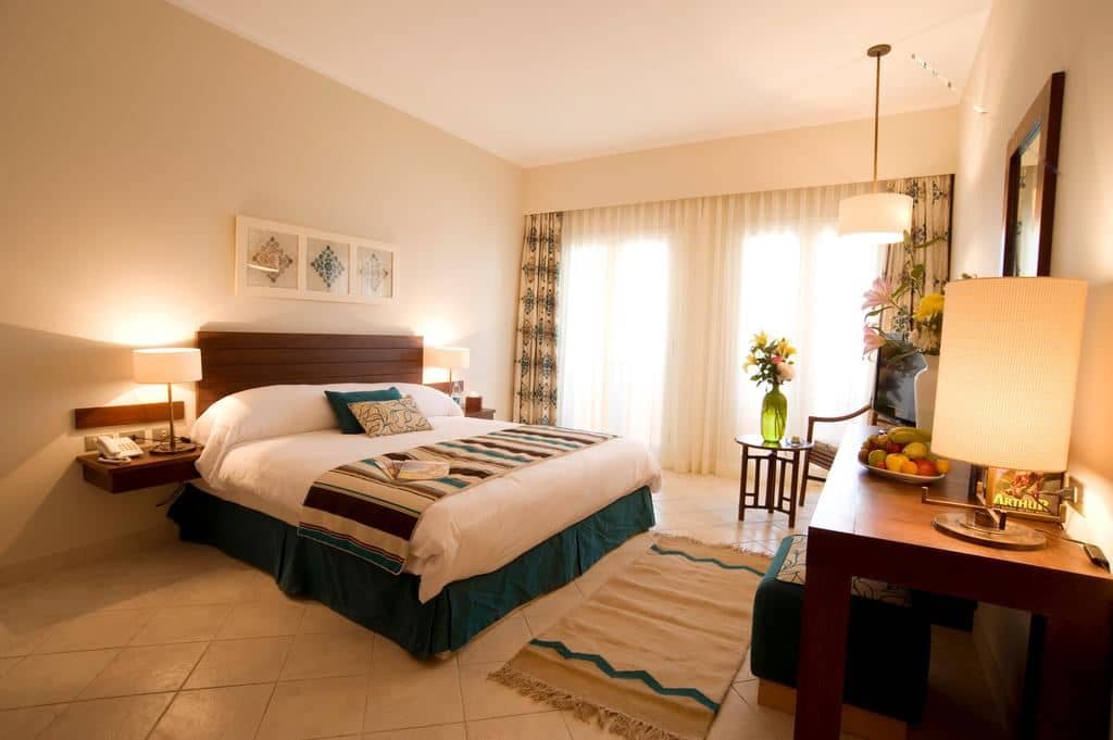rooms-standard-room