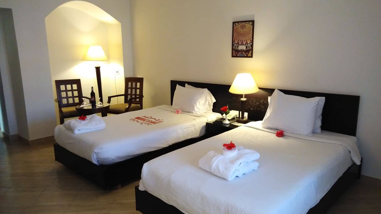 rooms-economy-room-pool-or-side-sea-view