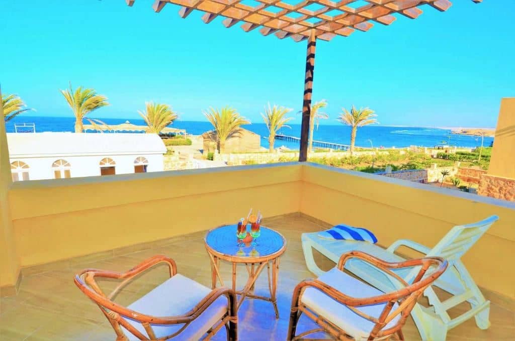 rooms-superior-pool-view-or-sea-view-or-side-sea-view