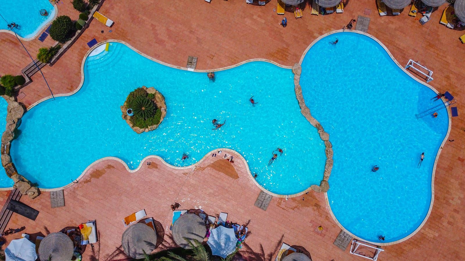 pools-outdoor-pool