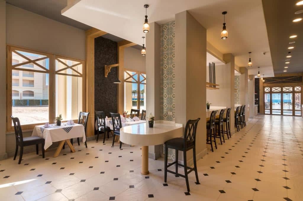 restaurants-restaurants