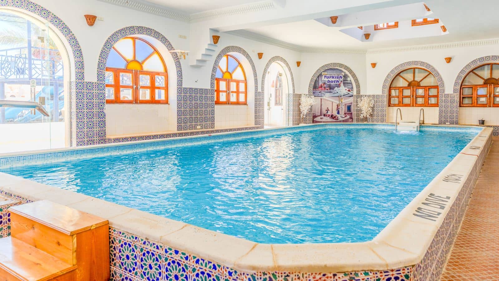 pools-indoor-pool