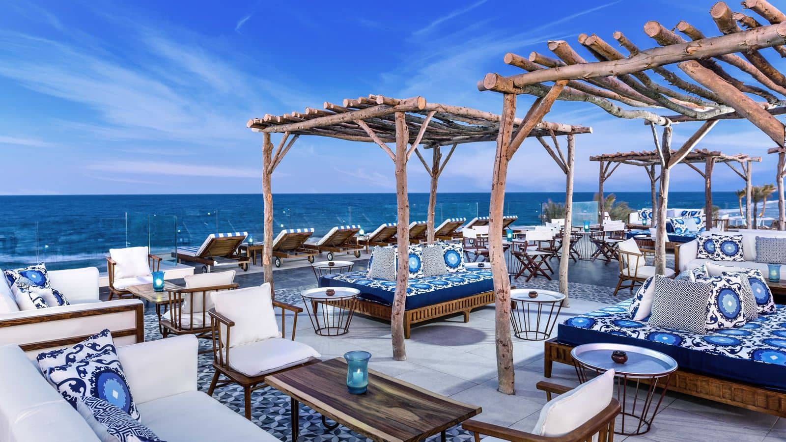 bars-breeze-roof-bar