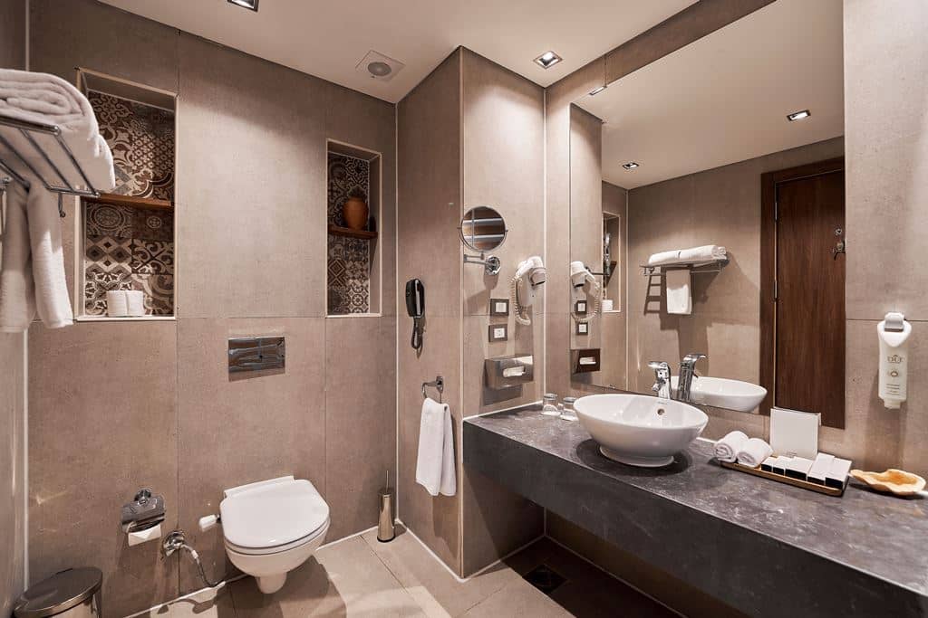 rooms-family-room