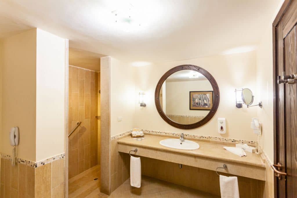 rooms-standard-room