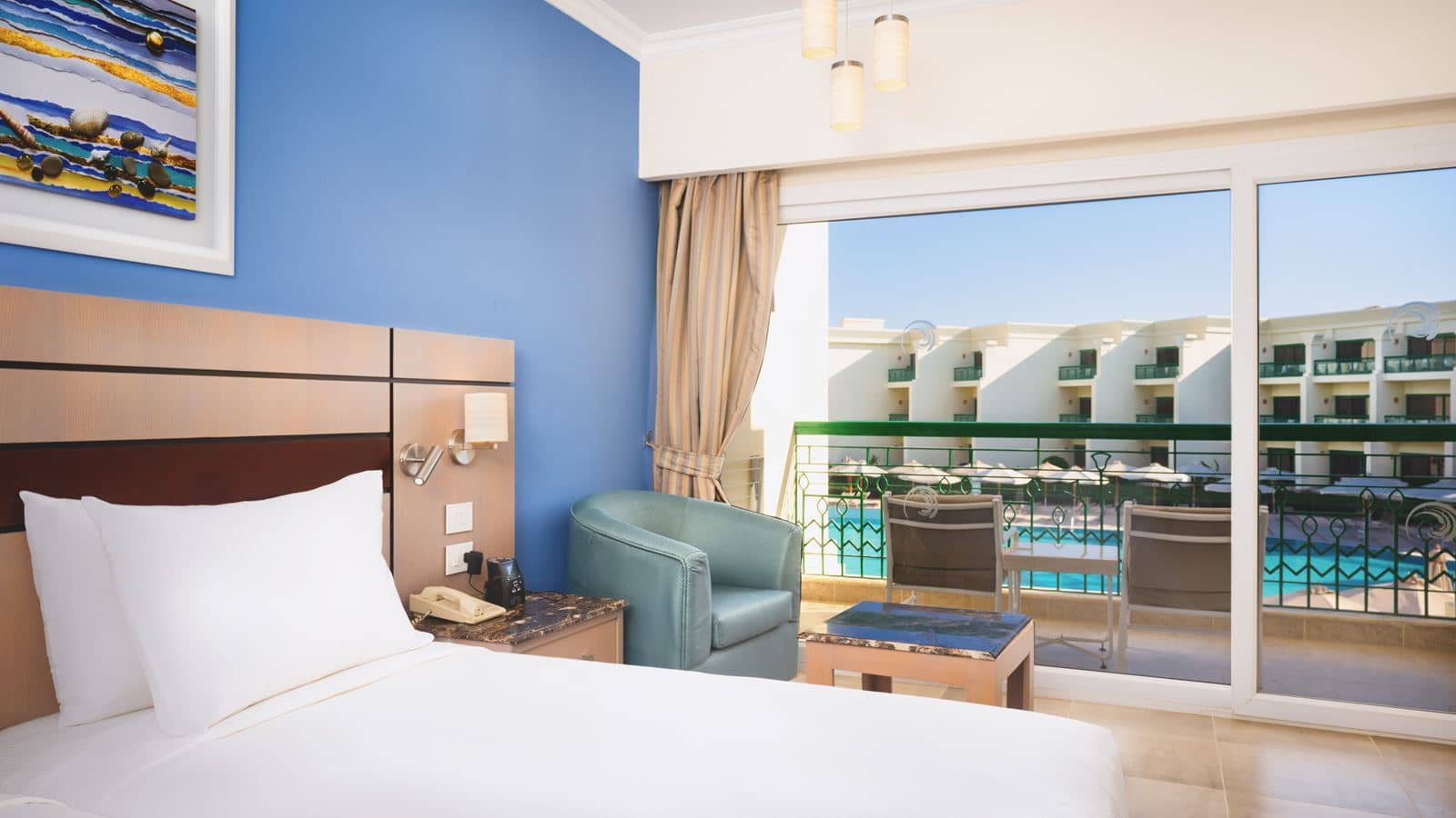 rooms-premium-room