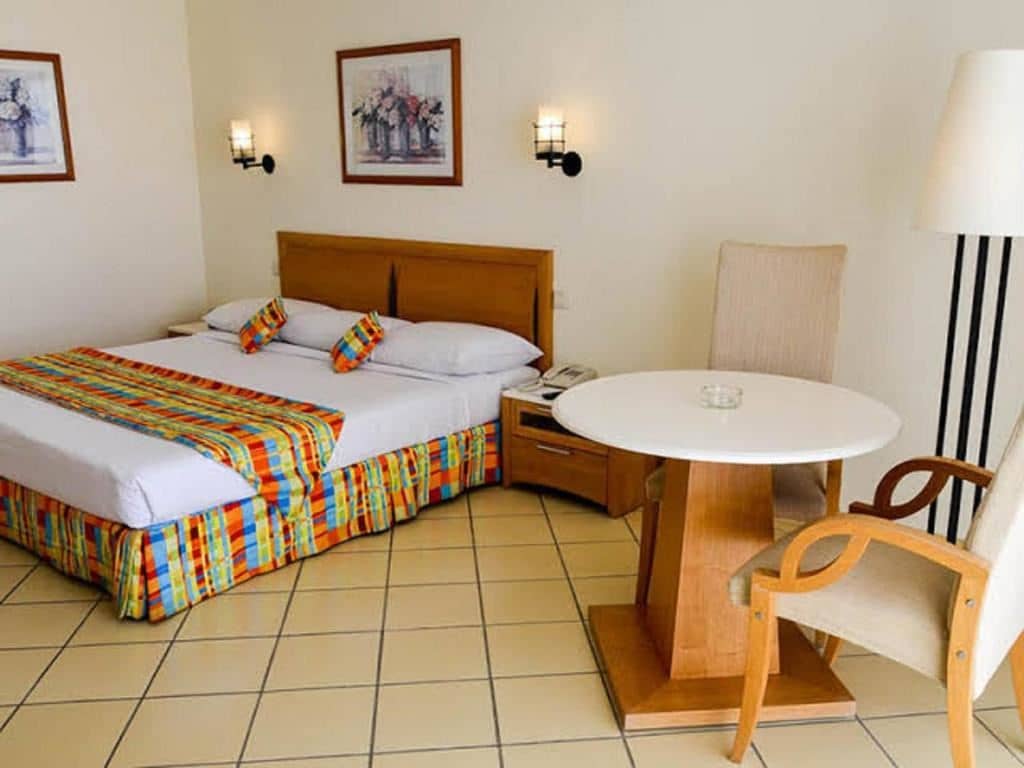 rooms-standard-room