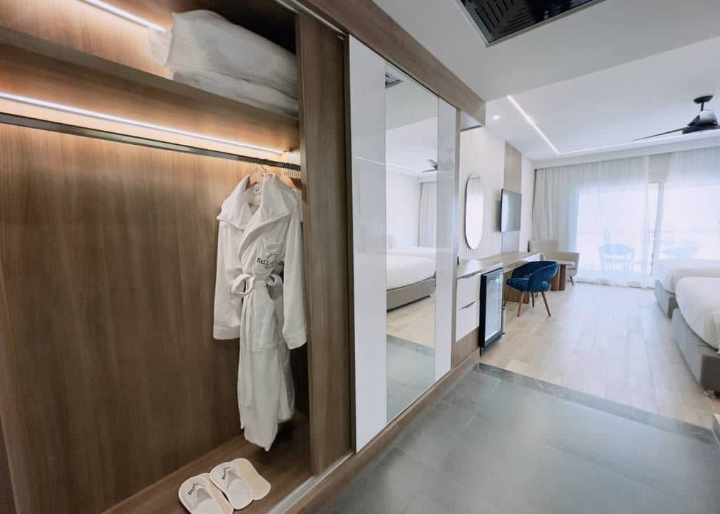rooms-premium-seaview-suite