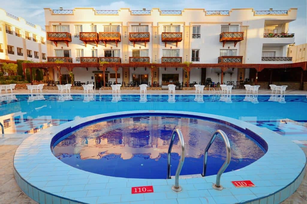pools-pools