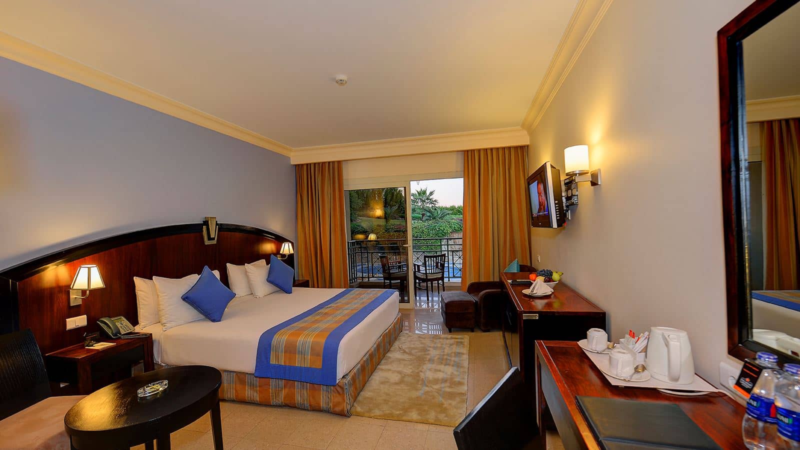rooms-deluxe-sea-view