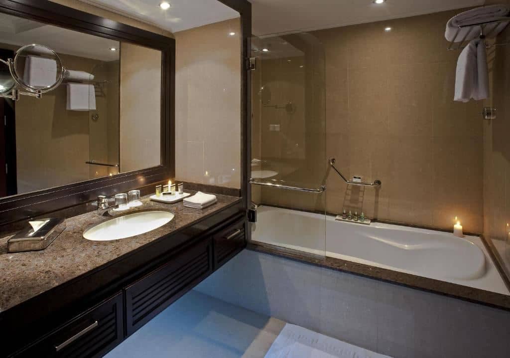 rooms-deluxe-sea-view